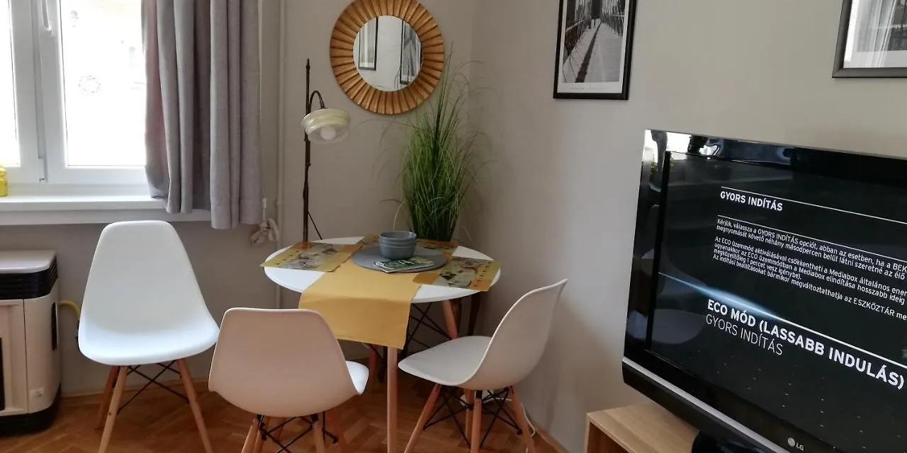 City Studio Apartment Budapesta Ungaria